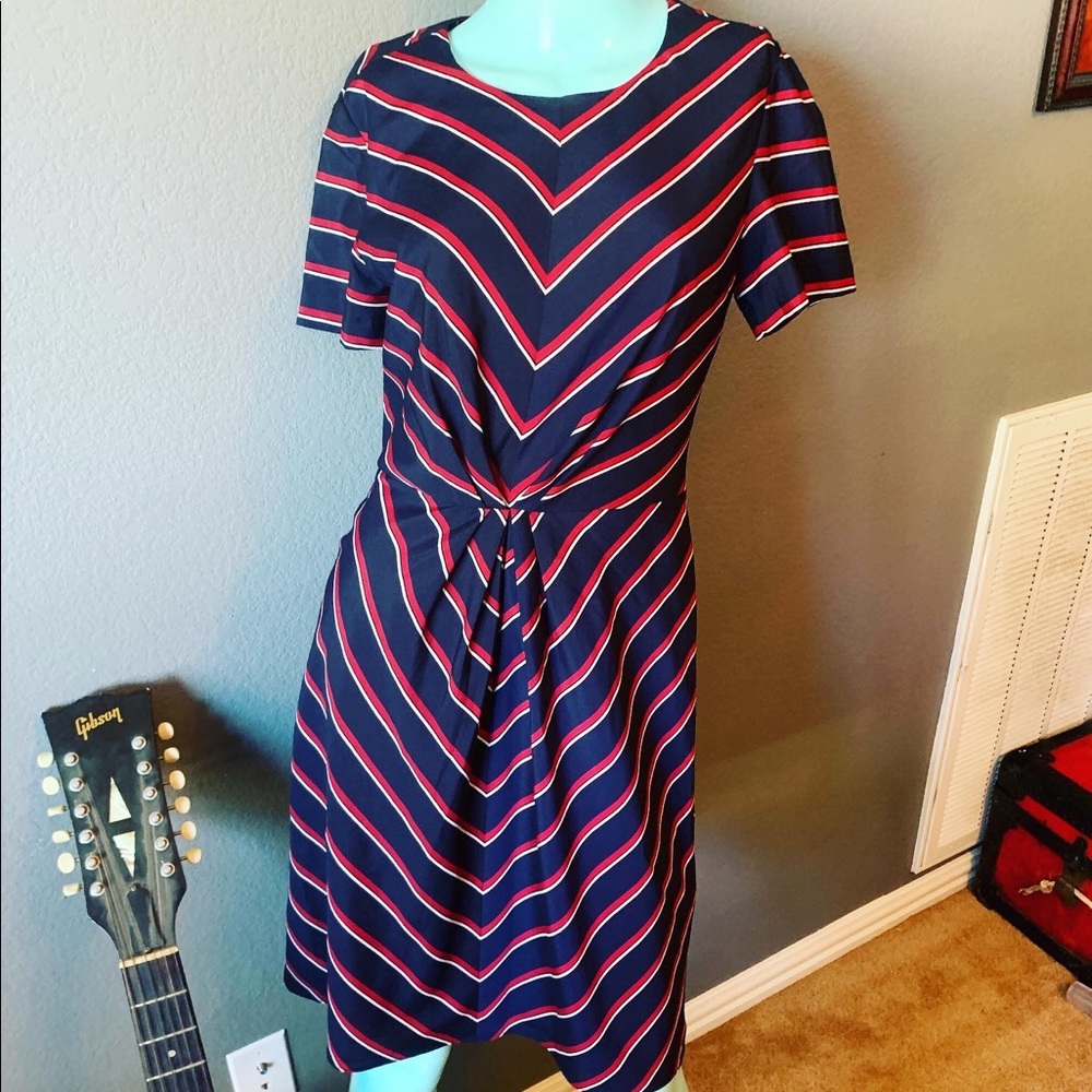 💋 NWOT Banana Republic SILKY SLINKY V-Neck Rouched dress red white blue stripe